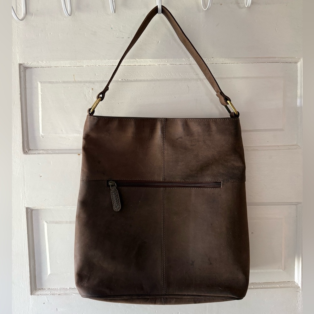 LEABAGS Classic Brown Leather Shoulder Bag
